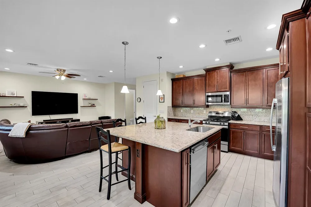 3162 NW 124th Way Sunrise, FL 33323