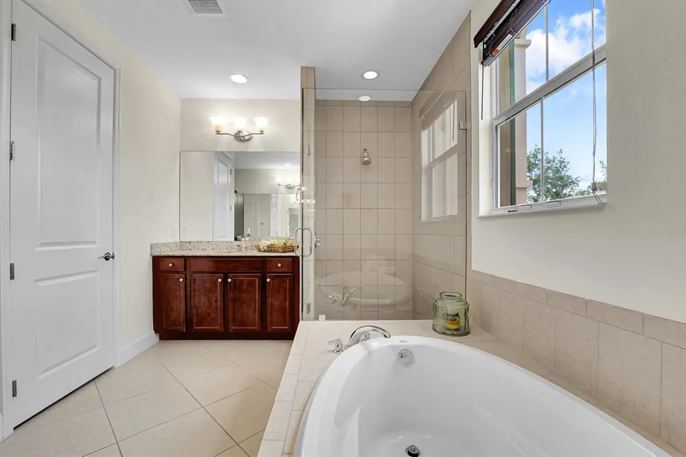 3162 NW 124th Way Sunrise, FL 33323