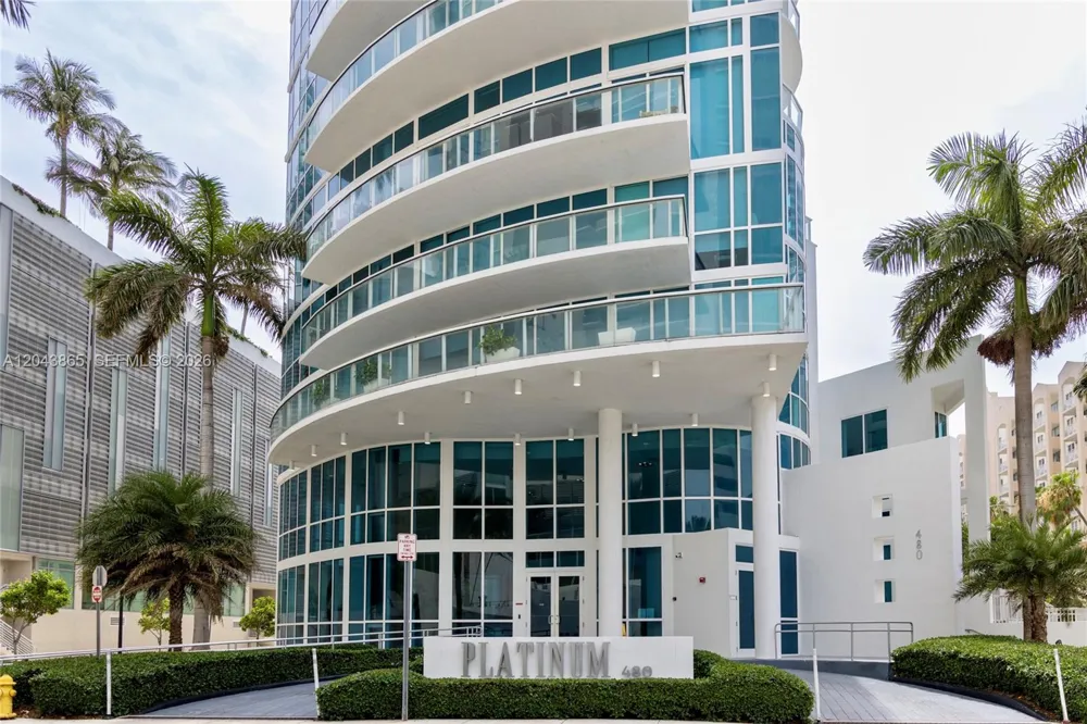 480 NE 30th St #1507 Miami, FL 33137