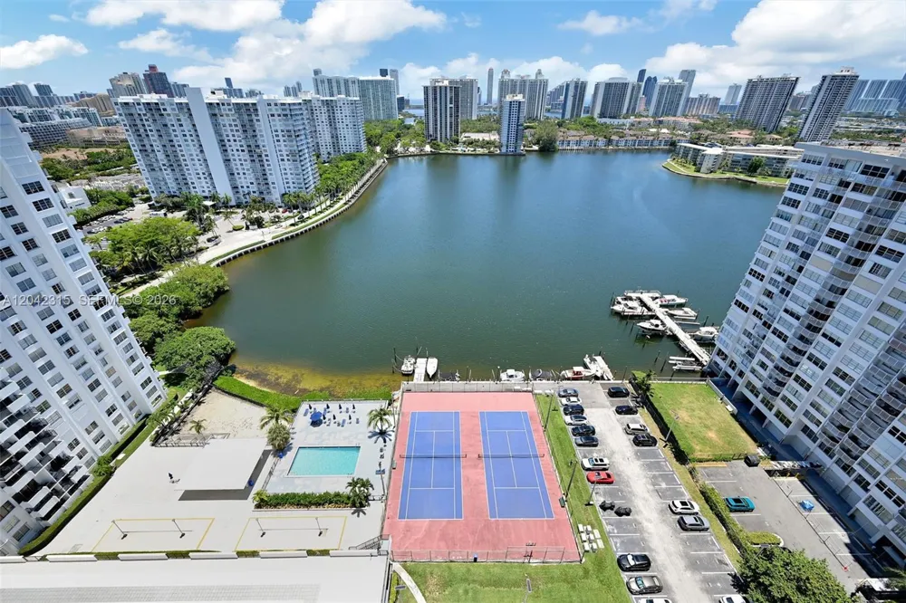 2750 NE 183rd St #2410 Aventura, FL 33160