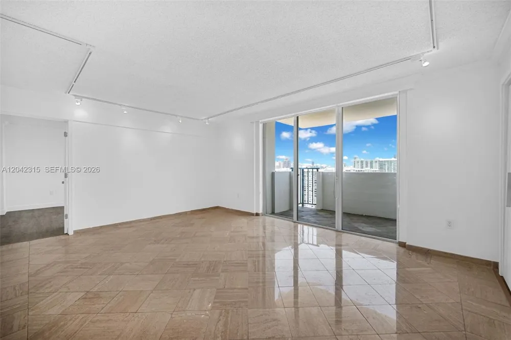2750 NE 183rd St #2410 Aventura, FL 33160