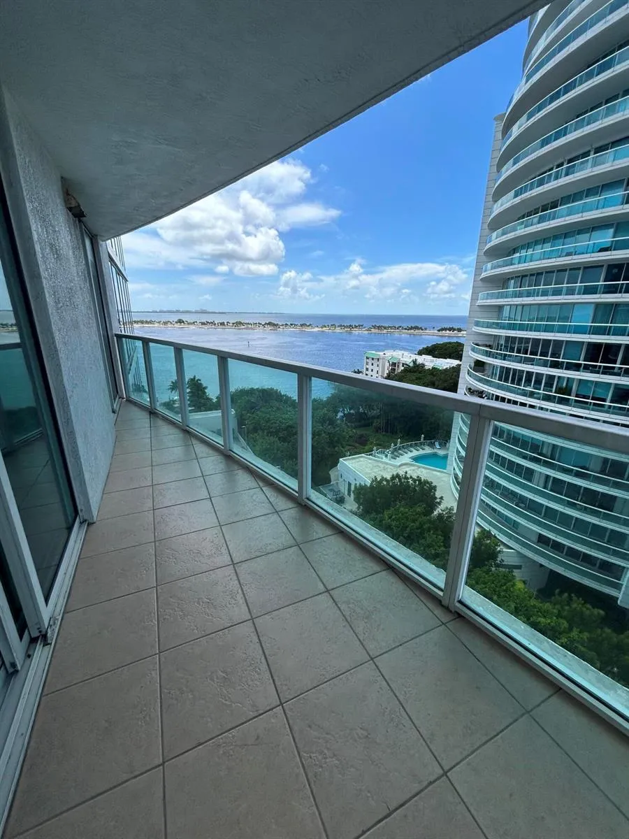 2101 Brickell Avenue #808 Miami, FL 33129