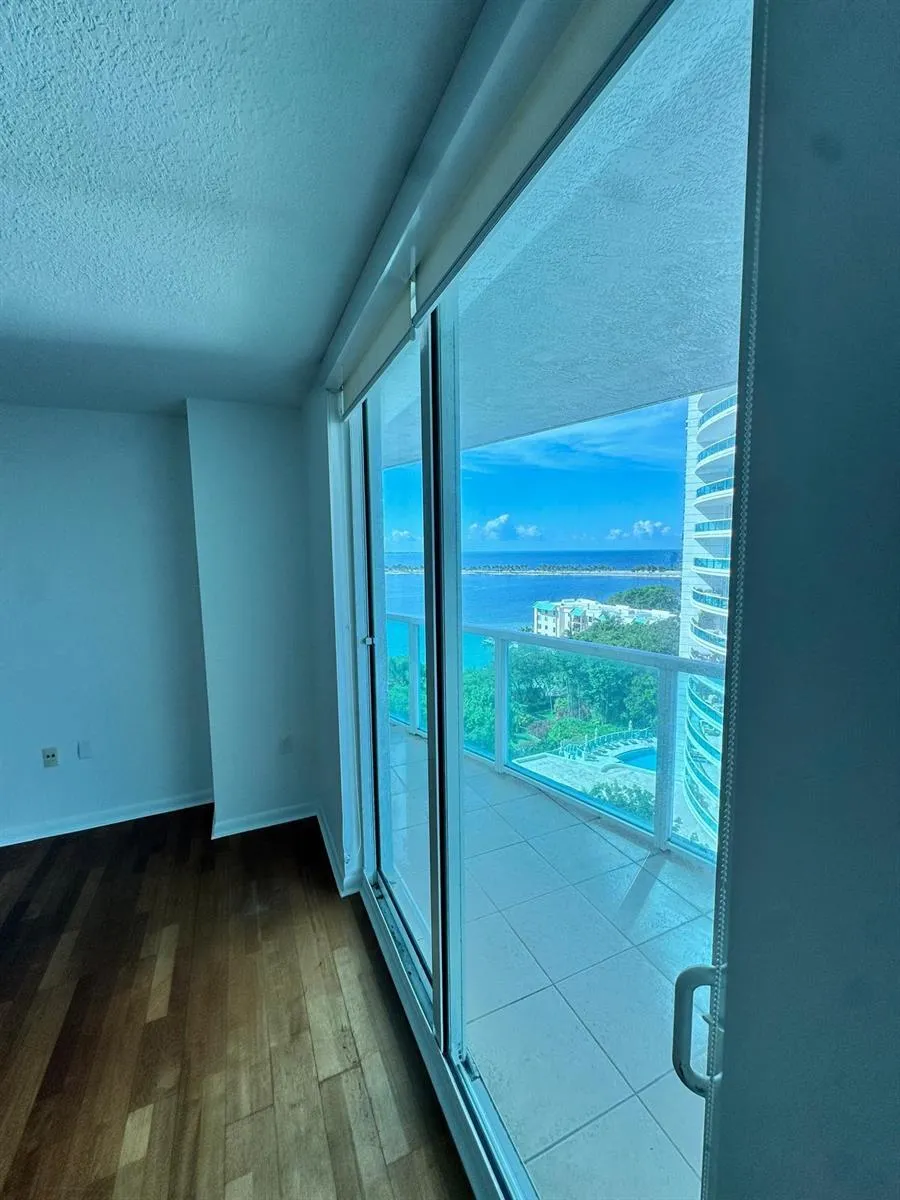 2101 Brickell Avenue #808 Miami, FL 33129