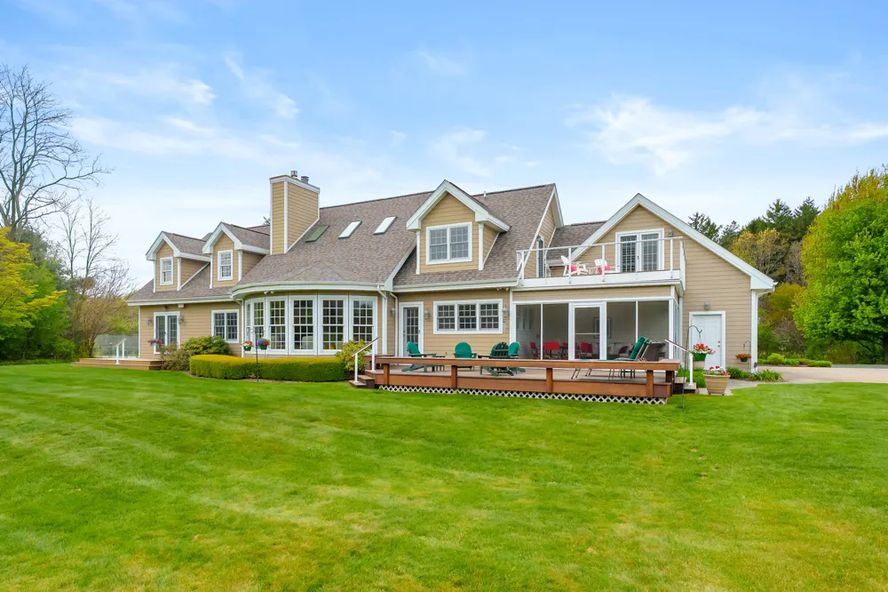 449 S Skyview Drive Oshtemo Charter Township, MI 49009