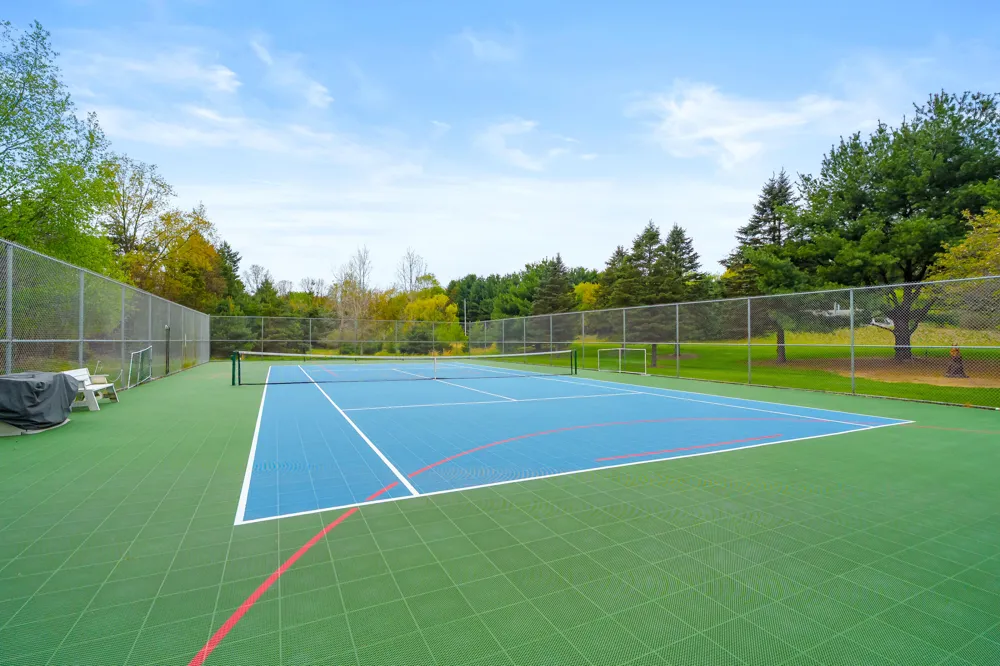 449 S Skyview Drive Oshtemo Charter Township, MI 49009