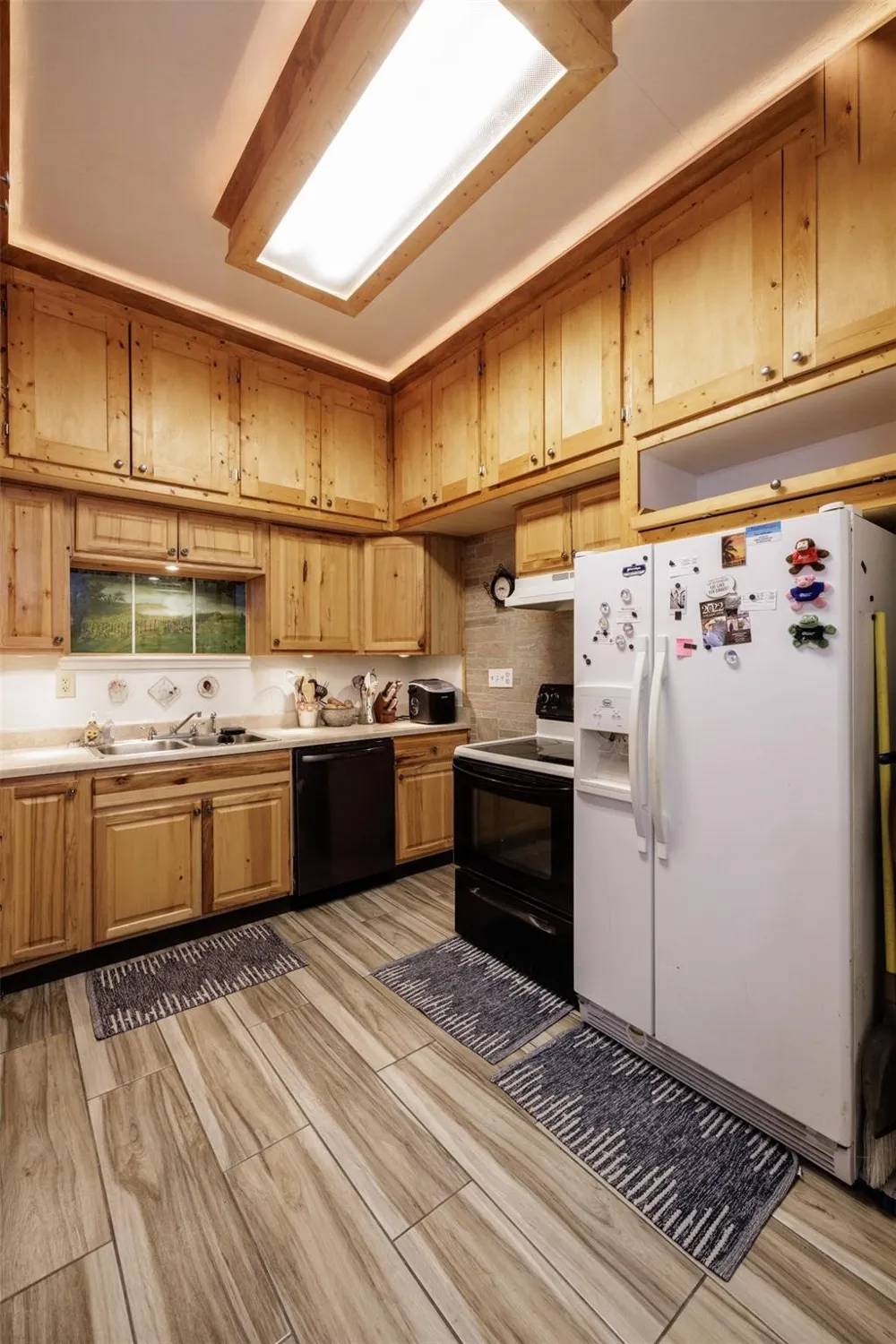 9953 Greentree Lane Wills Point, TX 75169