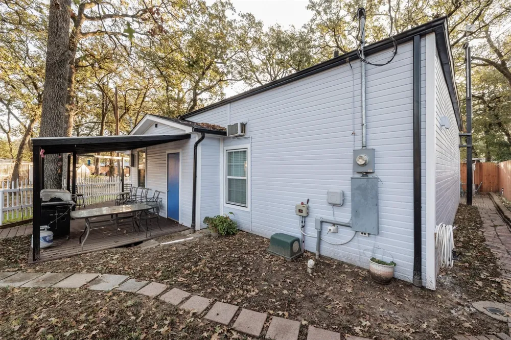 9953 Greentree Lane Wills Point, TX 75169