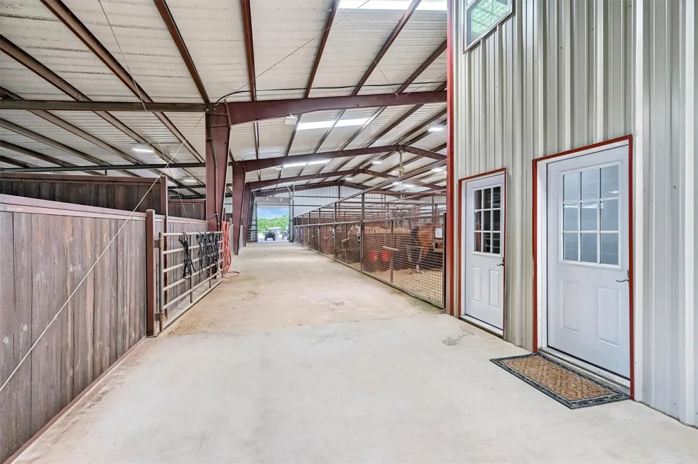 20910 US Highway 377 Whitesboro, TX 76273