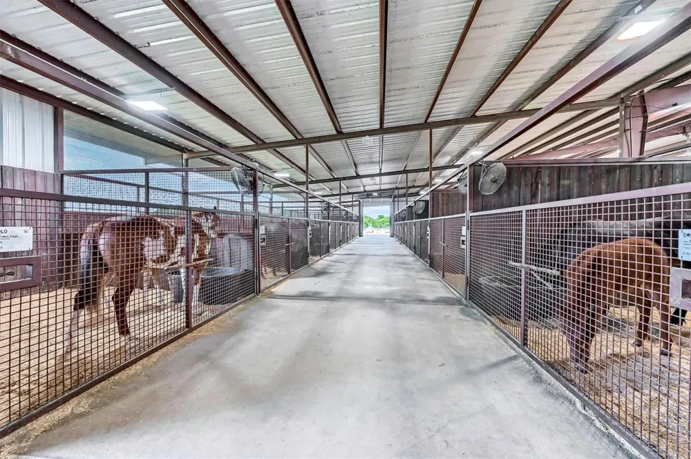 20910 US Highway 377 Whitesboro, TX 76273