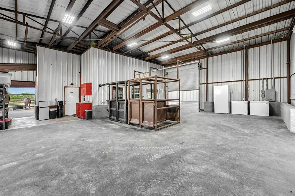 20910 US Highway 377 Whitesboro, TX 76273