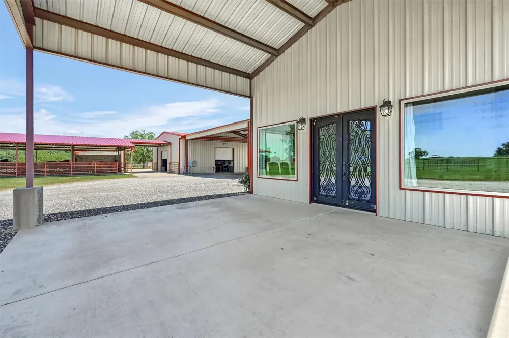20910 US Highway 377 Whitesboro, TX 76273