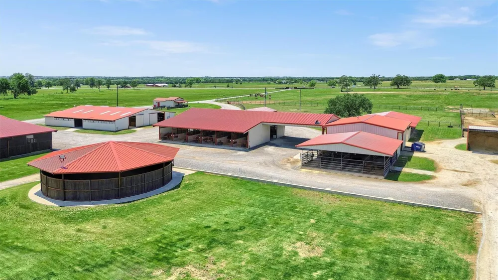 20910 US Highway 377 Whitesboro, TX 76273