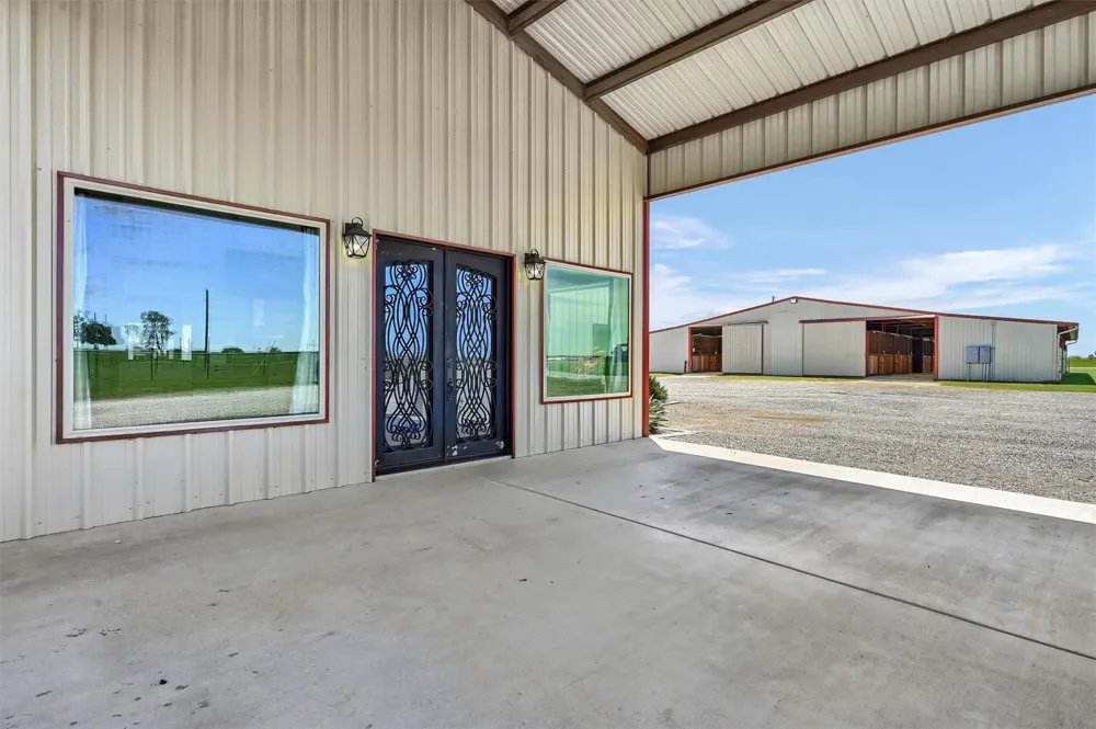 20910 US Highway 377 Whitesboro, TX 76273