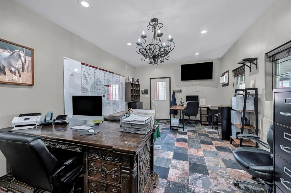 20910 US Highway 377 Whitesboro, TX 76273