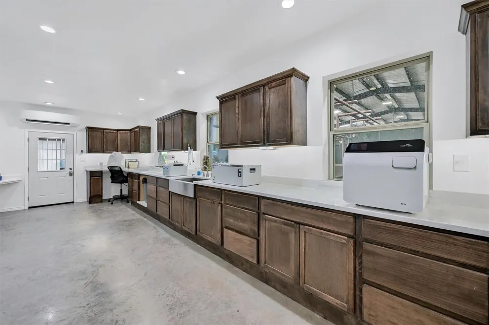 20910 US Highway 377 Whitesboro, TX 76273