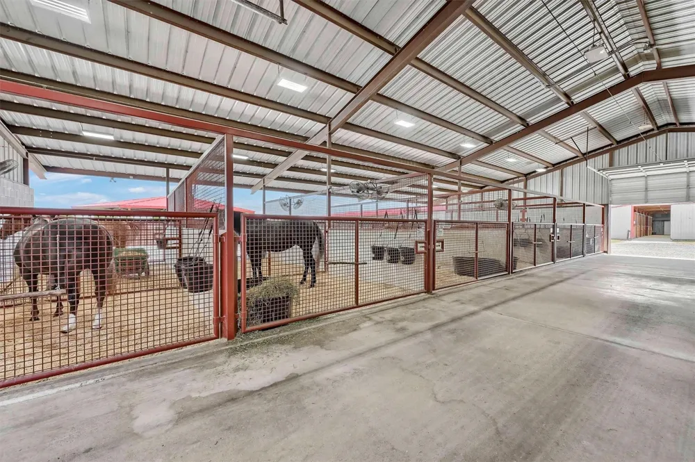 20910 US Highway 377 Whitesboro, TX 76273