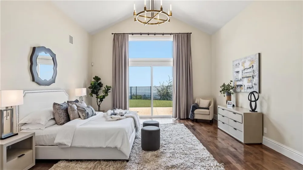 417 Long Canyon Bradbury, CA 91008