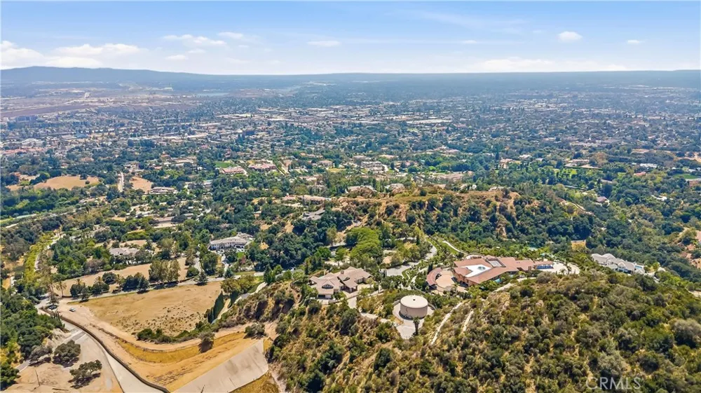 417 Long Canyon Bradbury, CA 91008