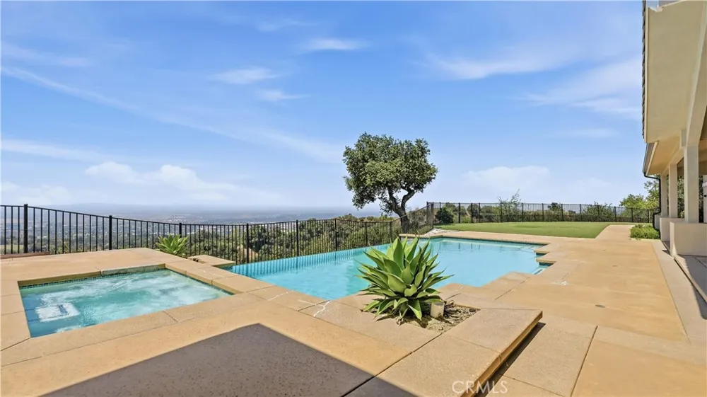 417 Long Canyon Bradbury, CA 91008