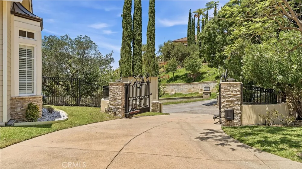 417 Long Canyon Bradbury, CA 91008
