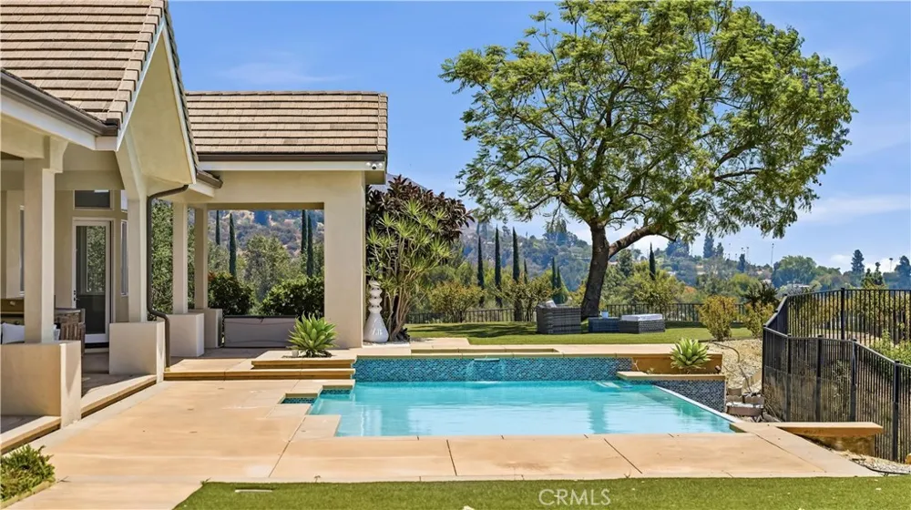 417 Long Canyon Bradbury, CA 91008