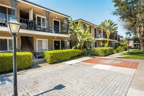 660 S Glassell #44