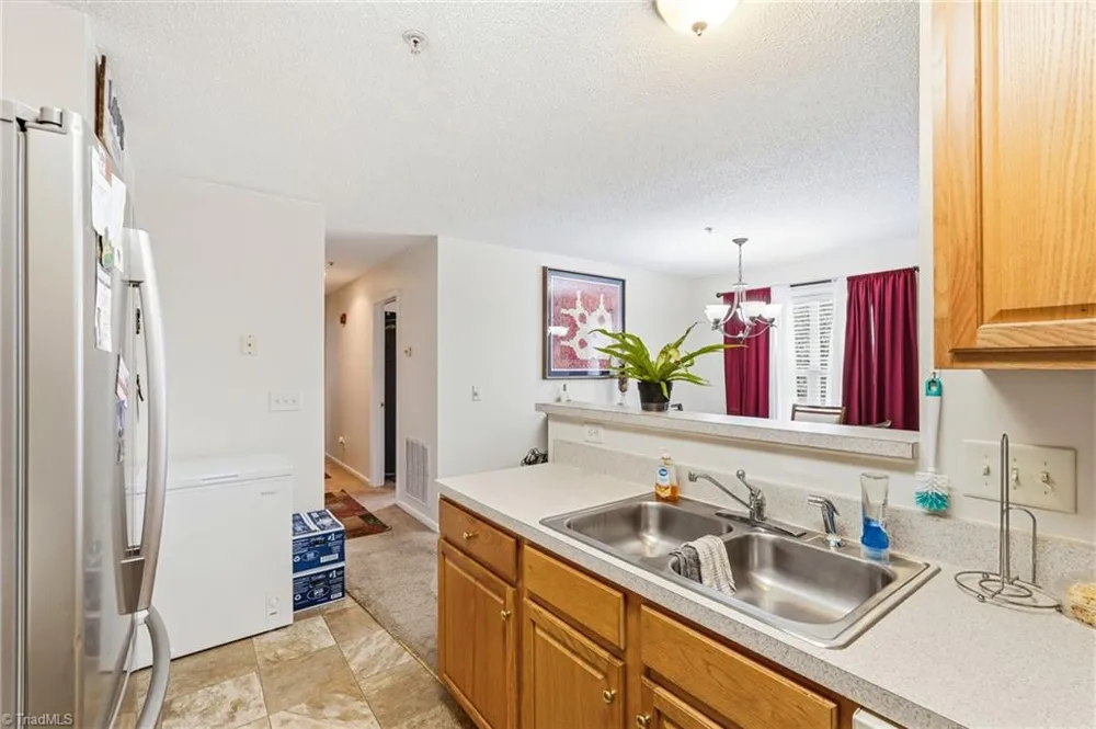 6105 Hedgecock Circle #2B High Point, NC 27265