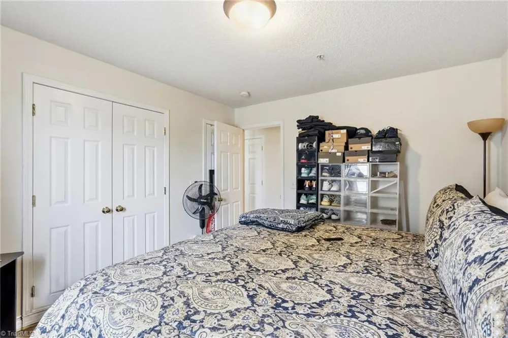6105 Hedgecock Circle #2B High Point, NC 27265