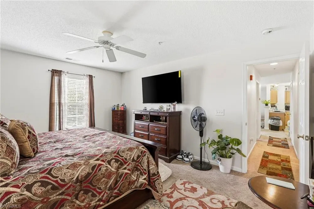 6105 Hedgecock Circle #2B High Point, NC 27265