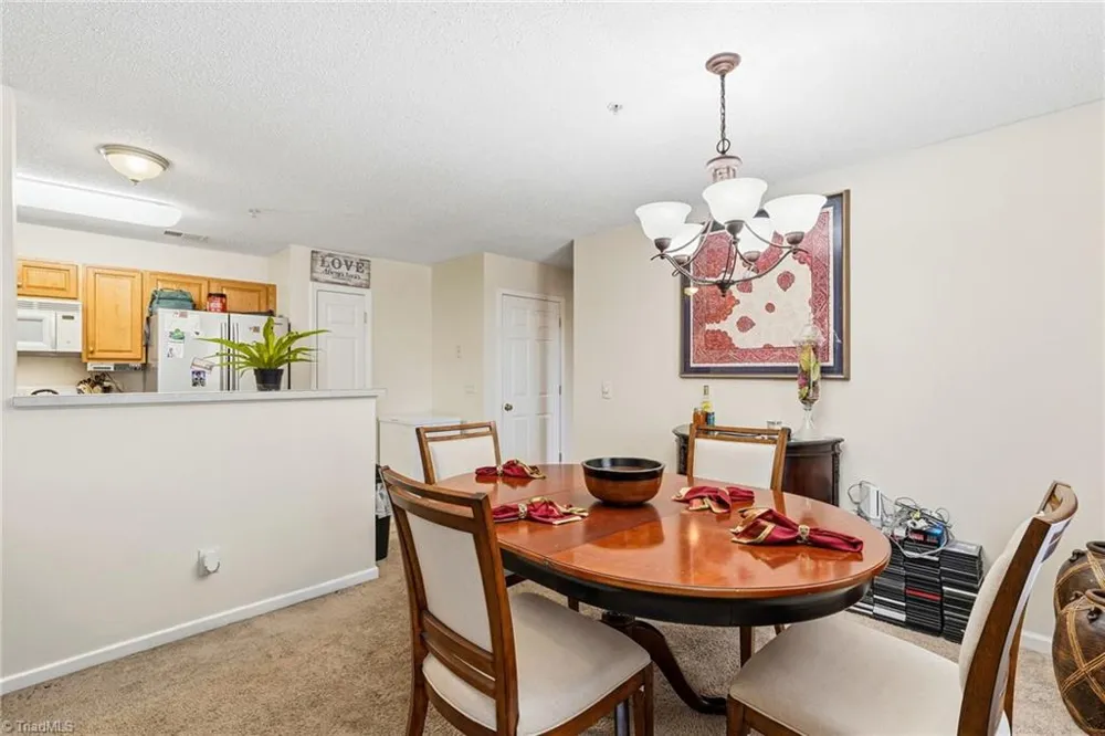 6105 Hedgecock Circle #2B High Point, NC 27265