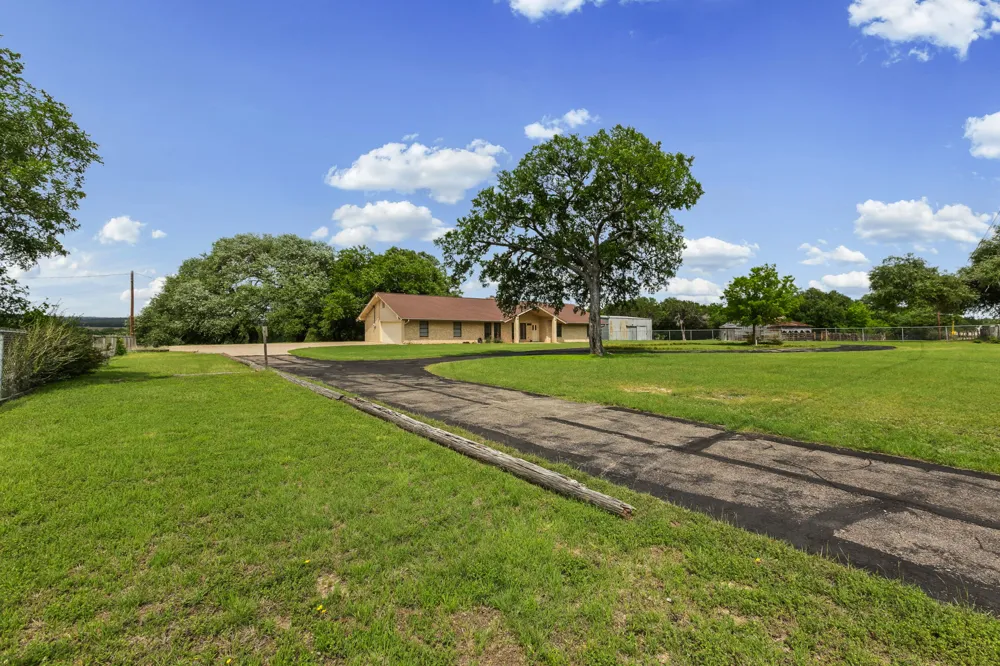 10040 W FM 93 Belton, TX 76513