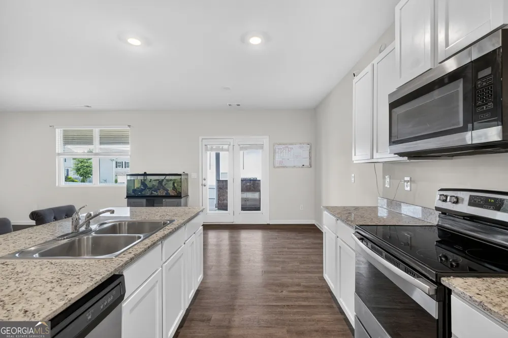 359 Walnut Grove way Pendergrass, GA 30567