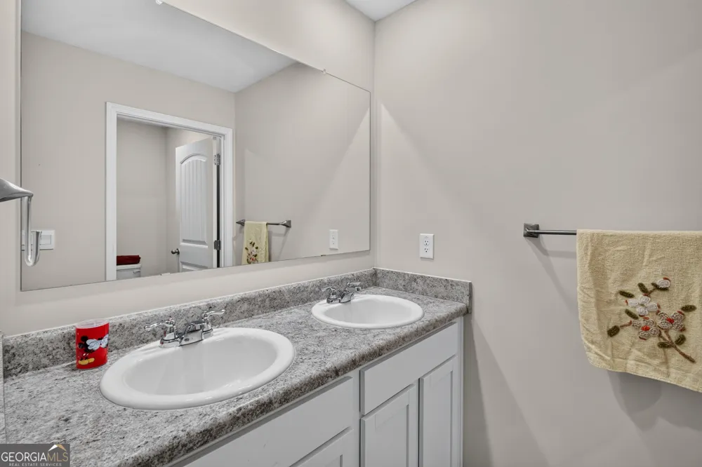 359 Walnut Grove way Pendergrass, GA 30567