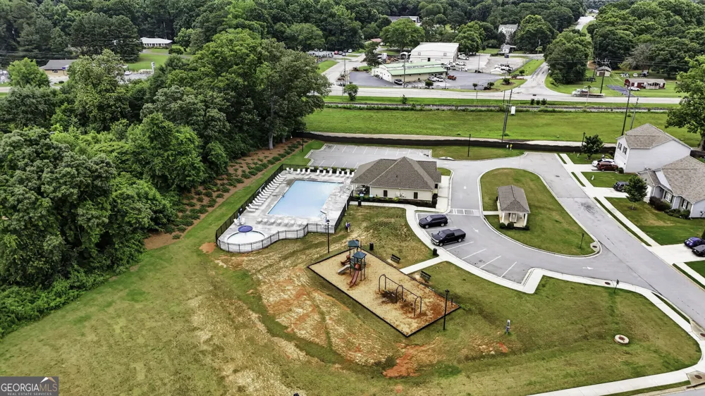 359 Walnut Grove way Pendergrass, GA 30567