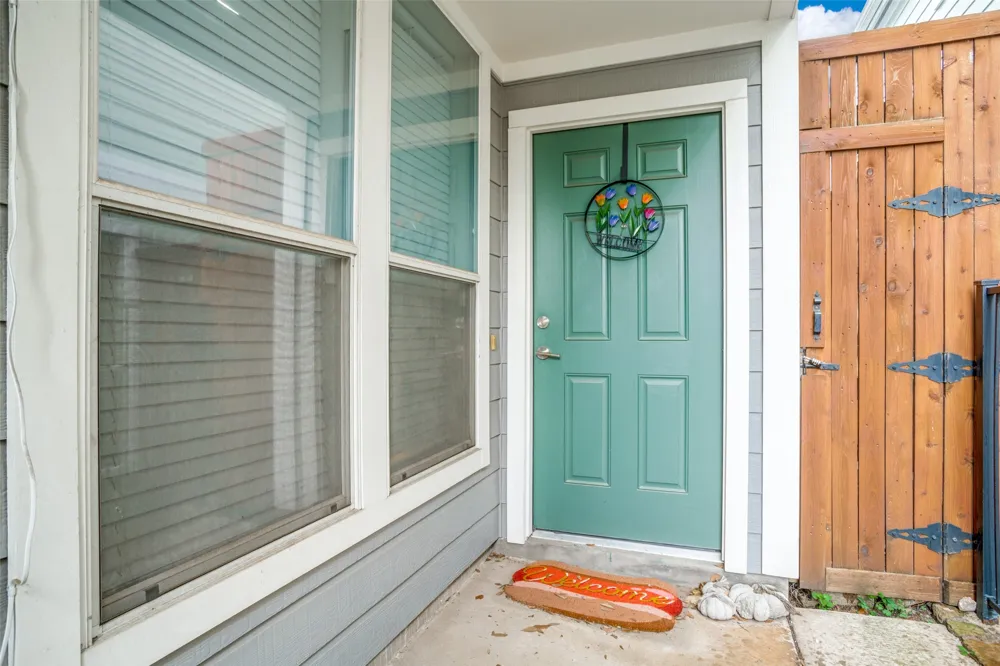 2328 Throckmorton Street Dallas, TX 75219