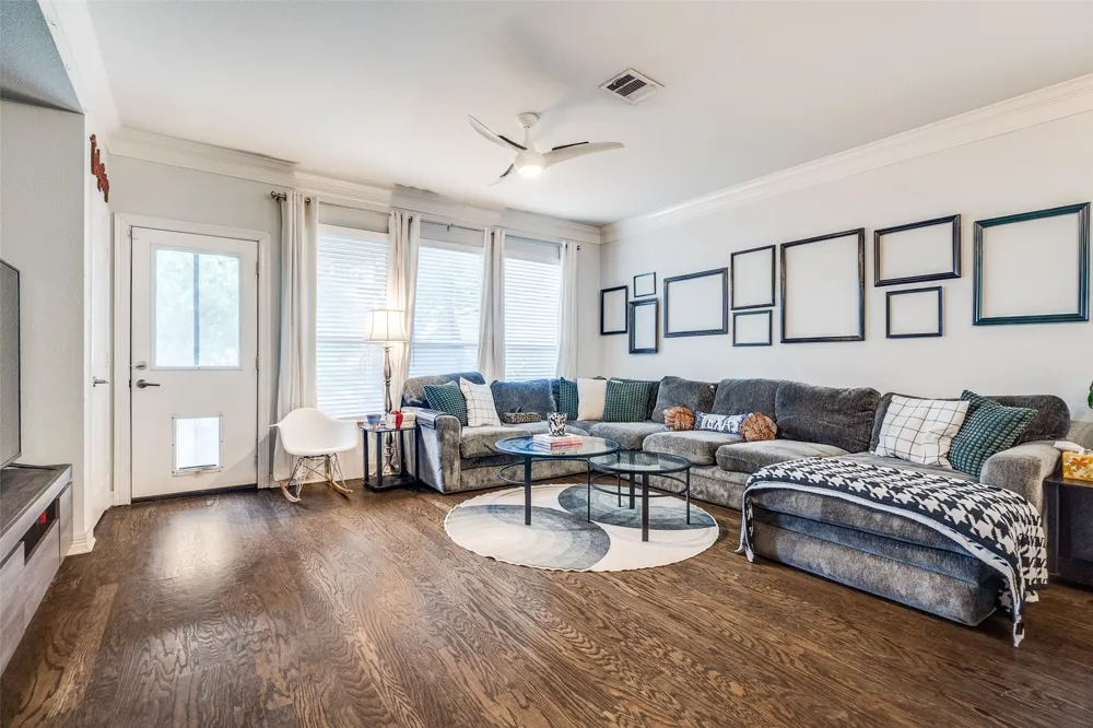2328 Throckmorton Street Dallas, TX 75219