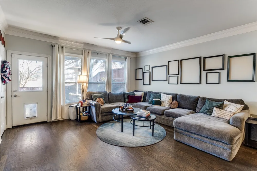 2328 Throckmorton Street Dallas, TX 75219