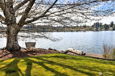 1860 E Island Lake Drive