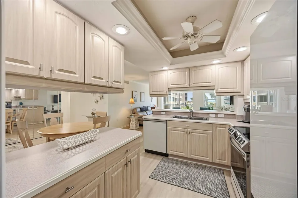 1150 TARPON CENTER DRIVE #208 Venice, FL 34285
