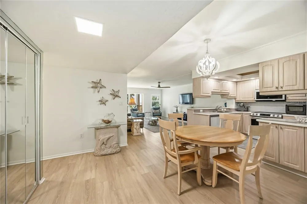 1150 TARPON CENTER DRIVE #208 Venice, FL 34285