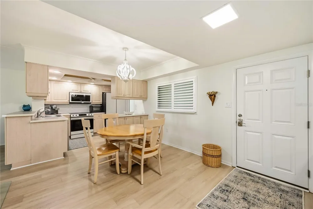 1150 TARPON CENTER DRIVE #208 Venice, FL 34285