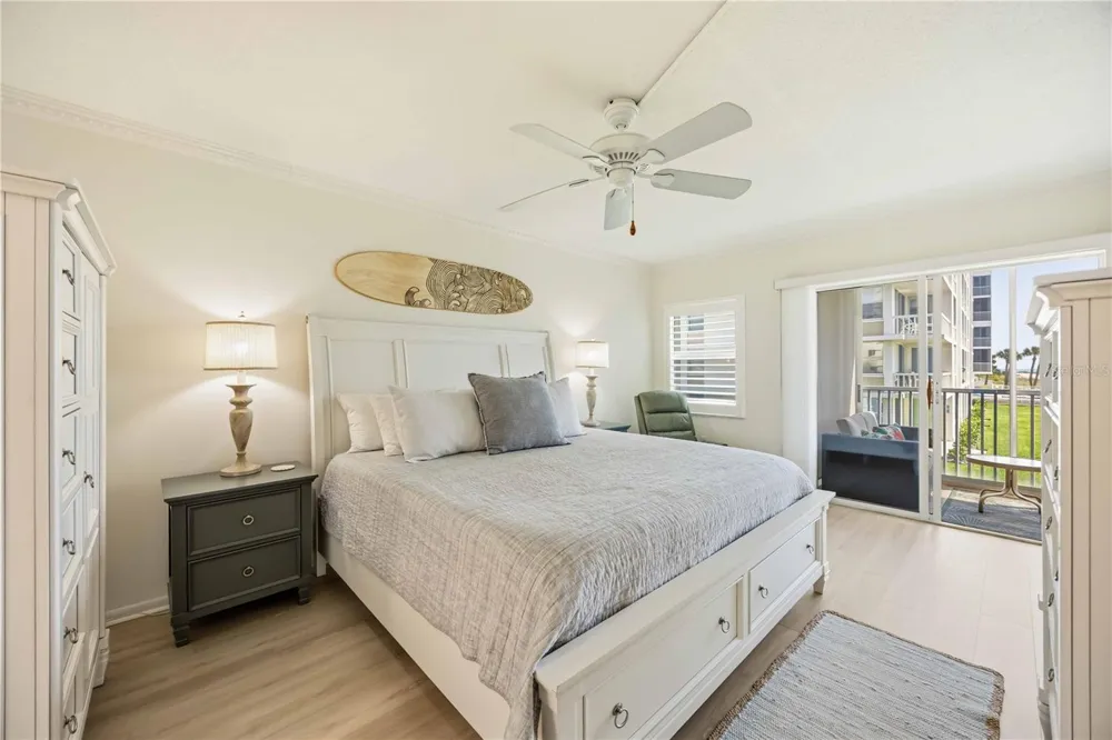 1150 TARPON CENTER DRIVE #208 Venice, FL 34285