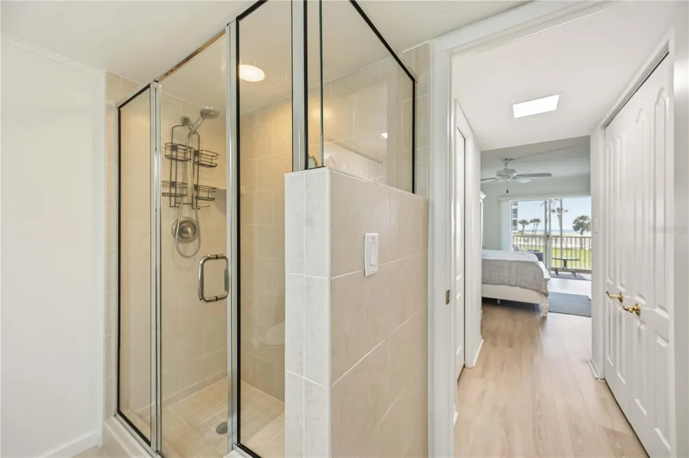 1150 TARPON CENTER DRIVE #208 Venice, FL 34285