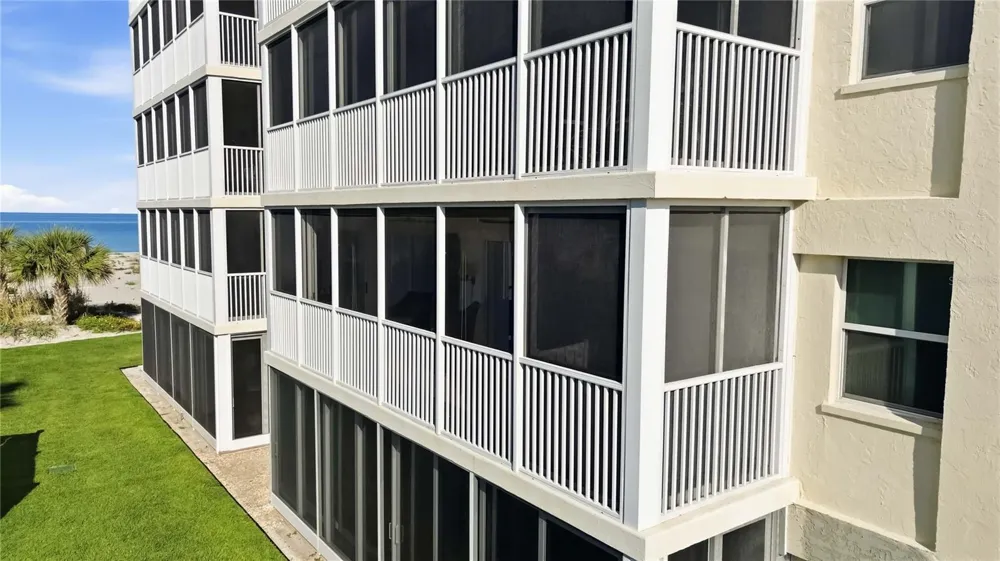 1150 TARPON CENTER DRIVE #208 Venice, FL 34285