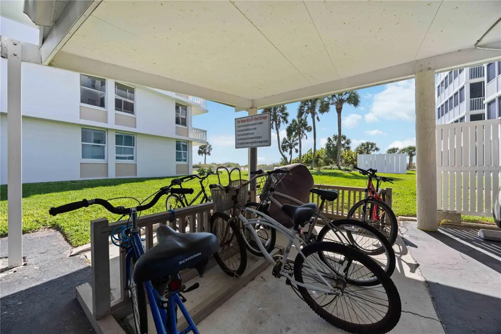 1150 TARPON CENTER DRIVE #208 Venice, FL 34285