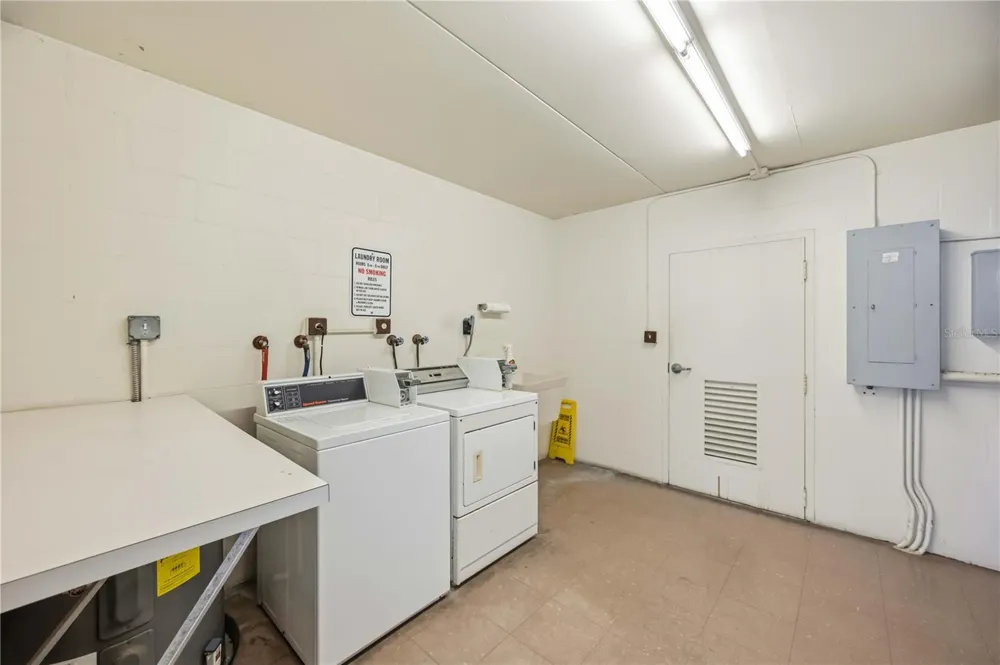 1150 TARPON CENTER DRIVE #208 Venice, FL 34285