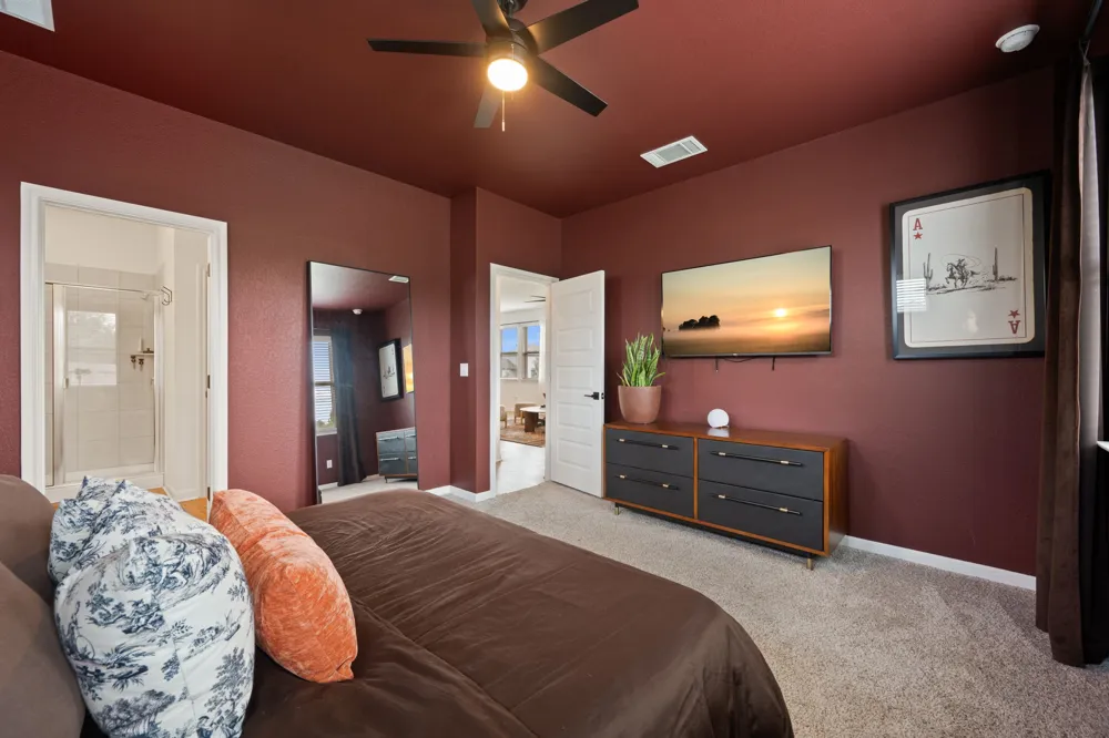 6907 Short Run Lane Buda, TX 78610