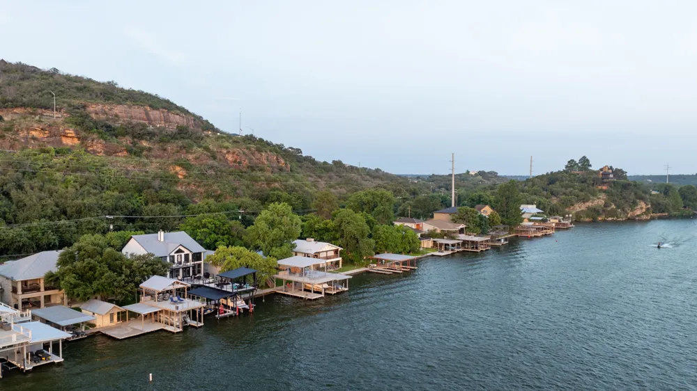 814 Scenic Loop Kingsland, TX 78639
