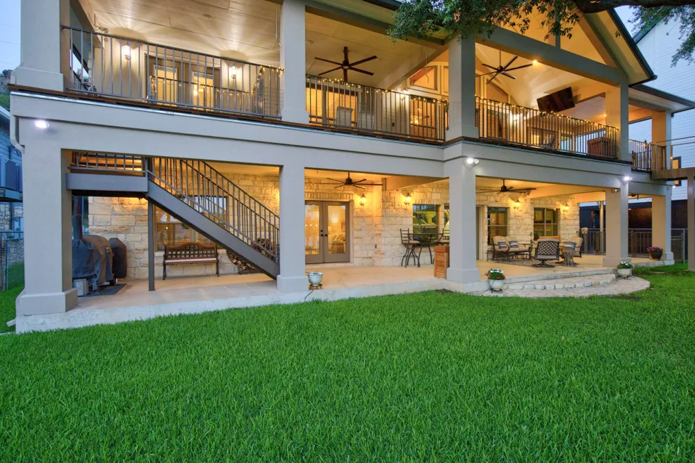 814 Scenic Loop Kingsland, TX 78639