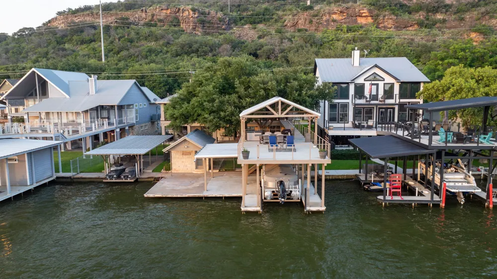 814 Scenic Loop Kingsland, TX 78639